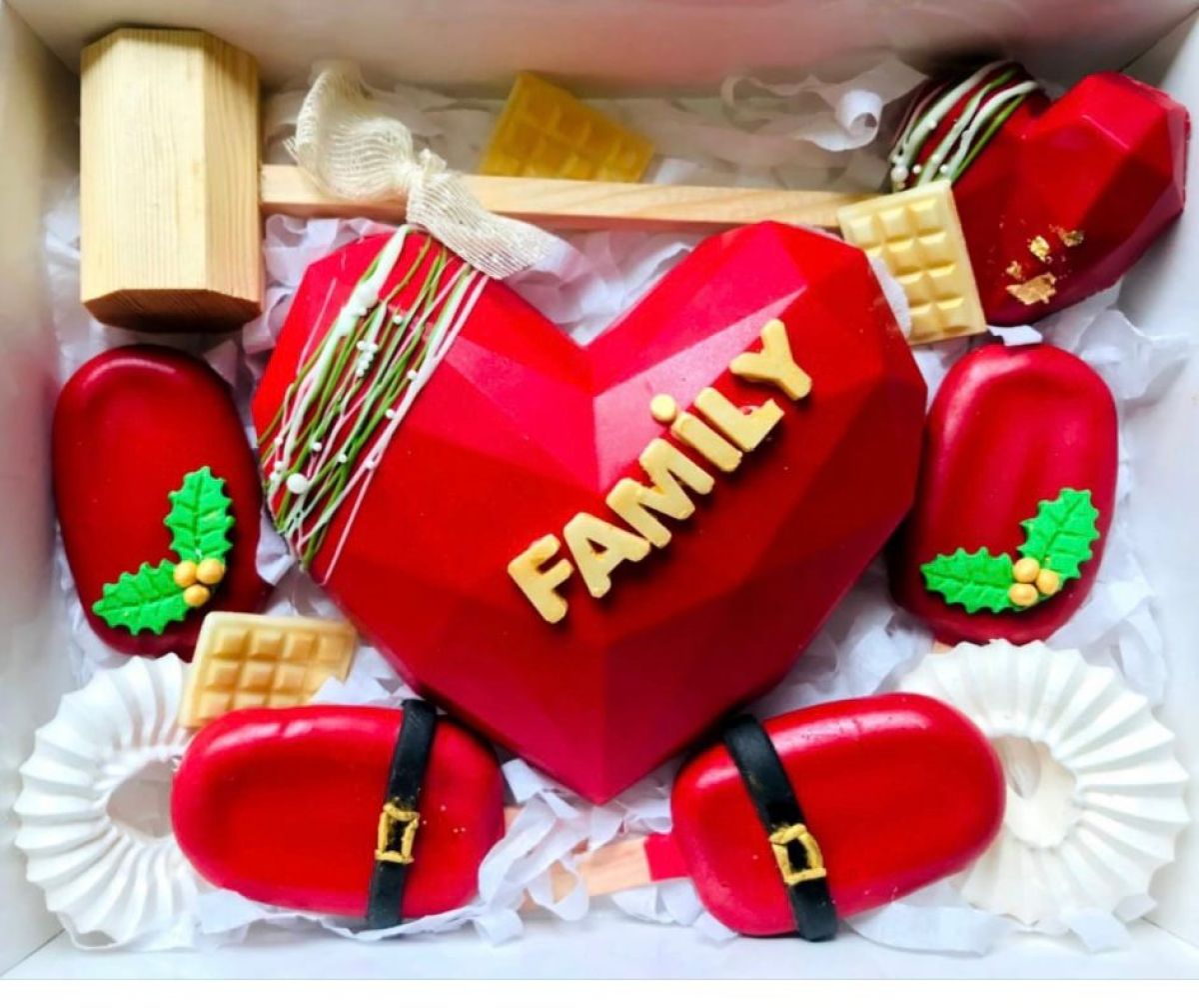 Yılbaşı Temalı Pinyata Çikolata